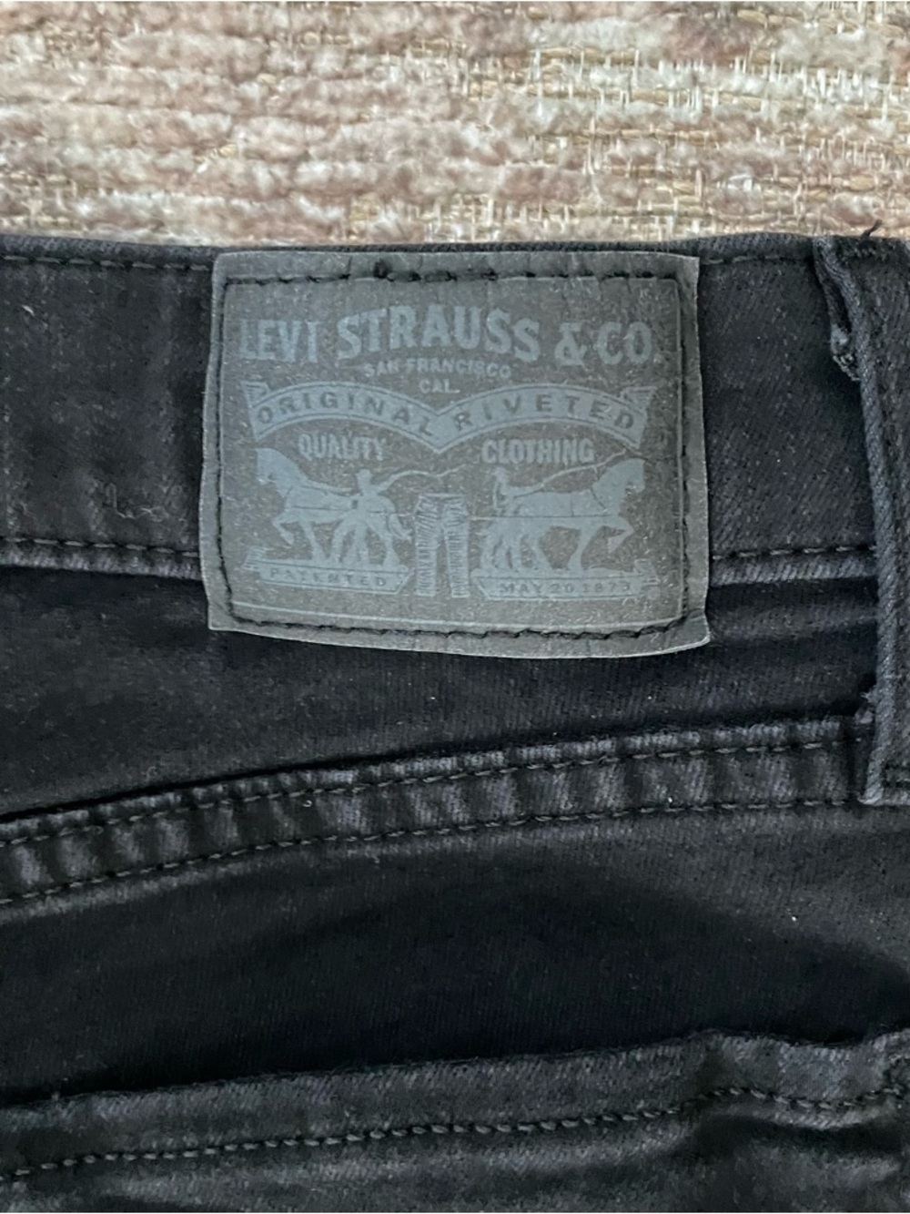 ‼️LEVI’S‼️318 Shaping Wide Leg Jeans, Size 27 - Picture 6 of 6